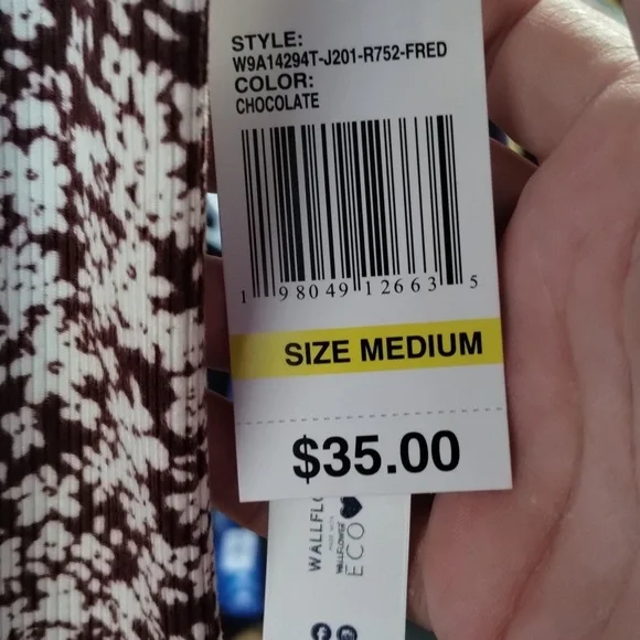 Floral  Women's Top - Picture 3 of 3